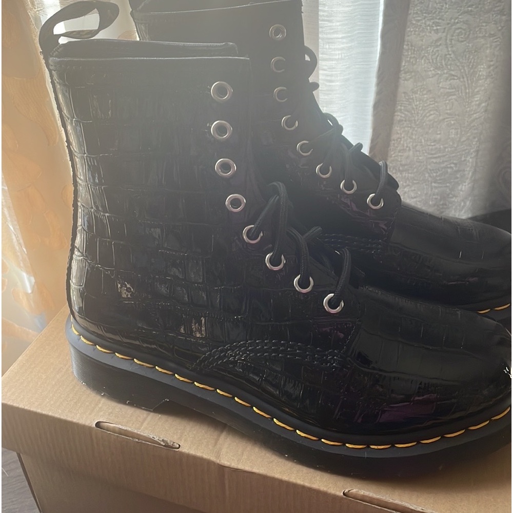 Dr. Martens